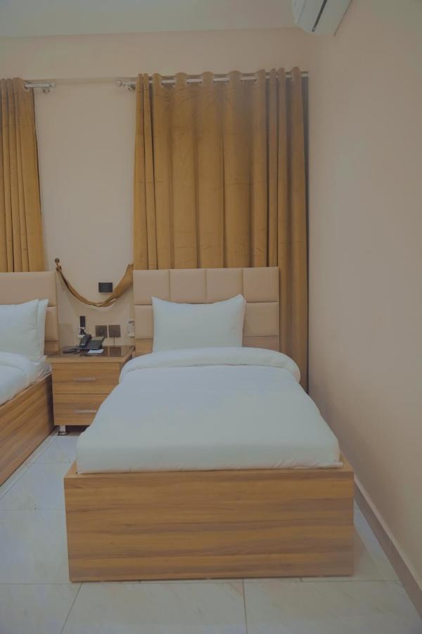 Hotel Pearl Inn Карачи Экстерьер фото