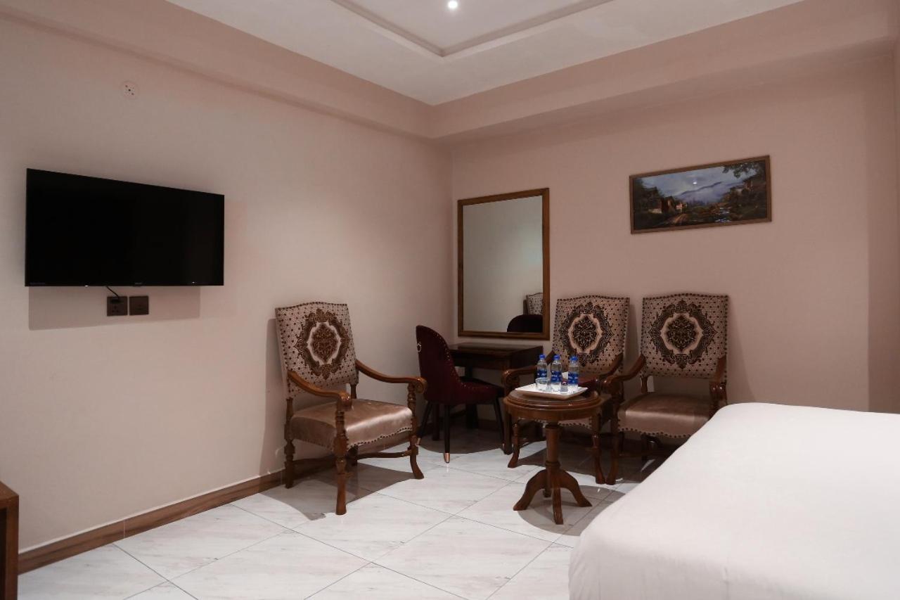 Hotel Pearl Inn Карачи Экстерьер фото
